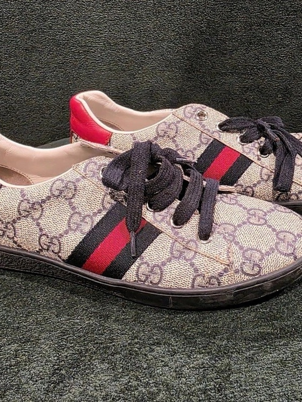 Gucci Ace GG Supreme Sneaker Beige & Red EU 33 US Big Kid 2